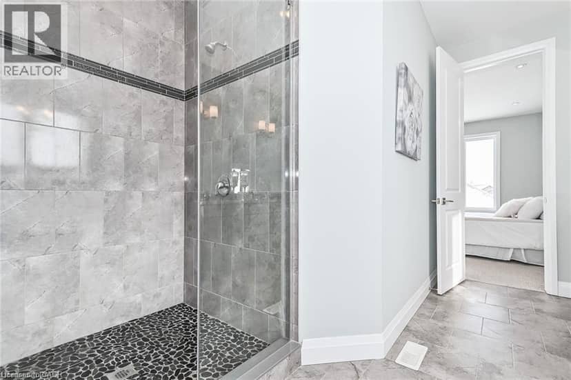 43 COULTER Street — photo 27 of 33