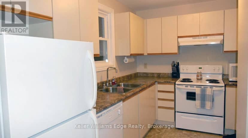 10 - 175 Cedar Street — photo 11 of 18
