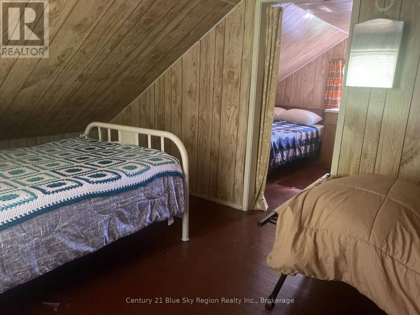 44 Island — photo 13 of 25