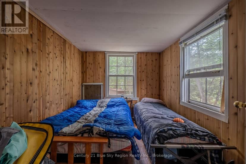 44 Island — photo 8 of 25