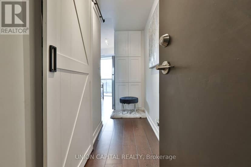 1103 - 20 Bruyeres Mews — photo 3 of 27