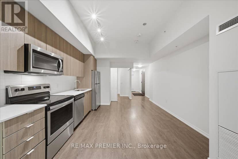 1306 - 3237 Bayview Avenue — photo 14 of 26