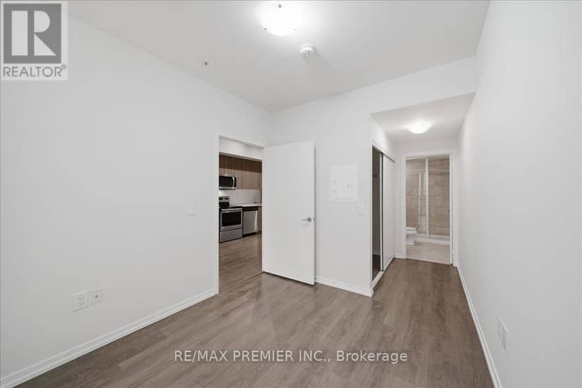 1306 - 3237 Bayview Avenue — photo 20 of 26