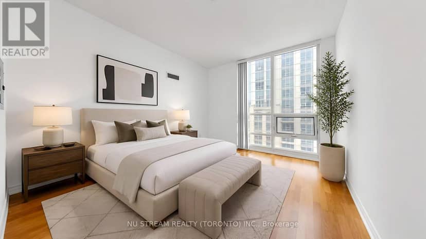 3101 - 761 Bay Street — photo 14 of 28