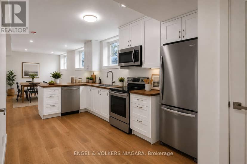 154 Roosevelt Avenue — photo 14 of 19