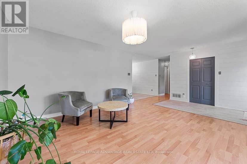 121 Stamford Drive — photo 12 of 40
