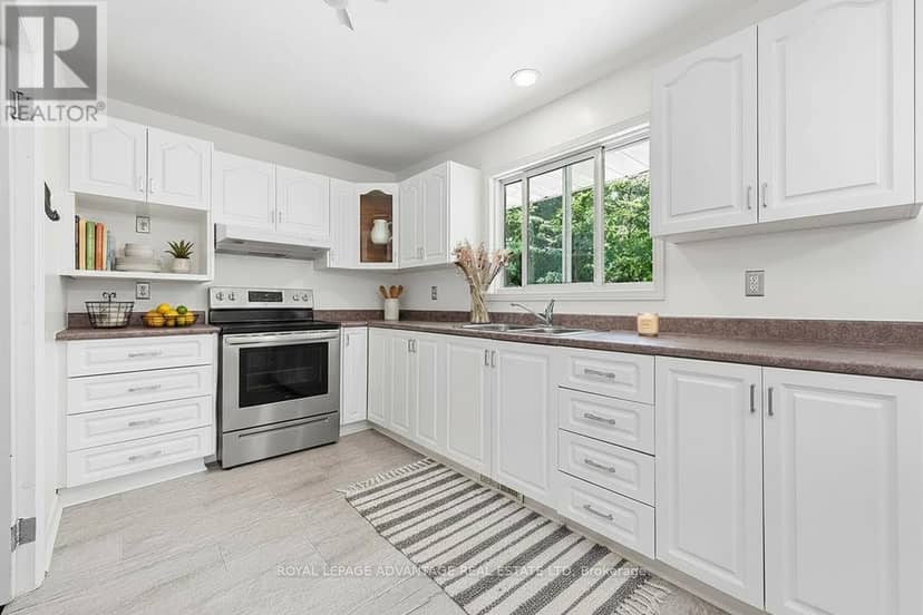 121 Stamford Drive — photo 16 of 40