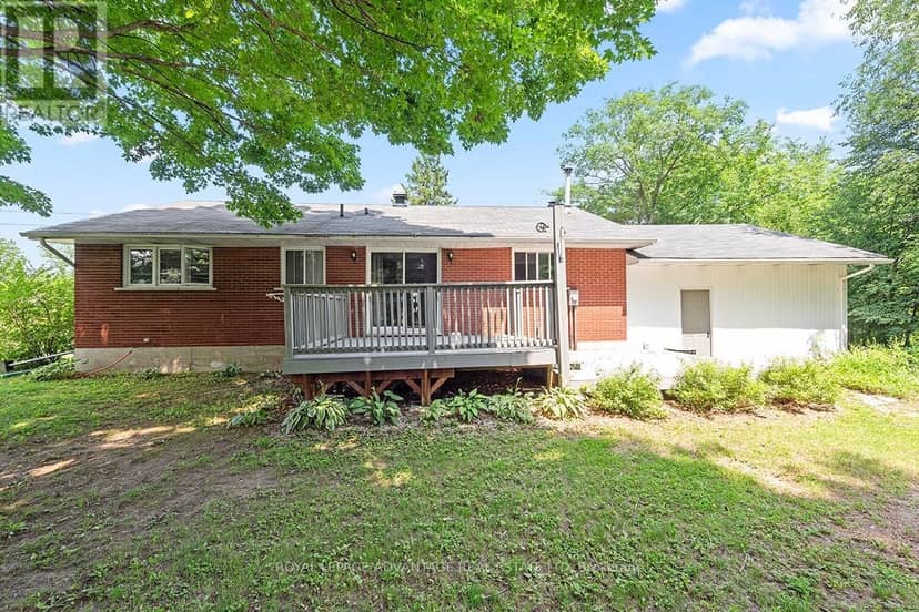 121 Stamford Drive, Drummond/North Elmsley, photo 5