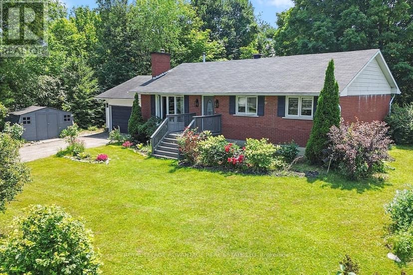 121 Stamford Drive, Drummond/North Elmsley, photo 8