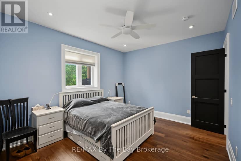 208 Thomas Street — photo 27 of 40