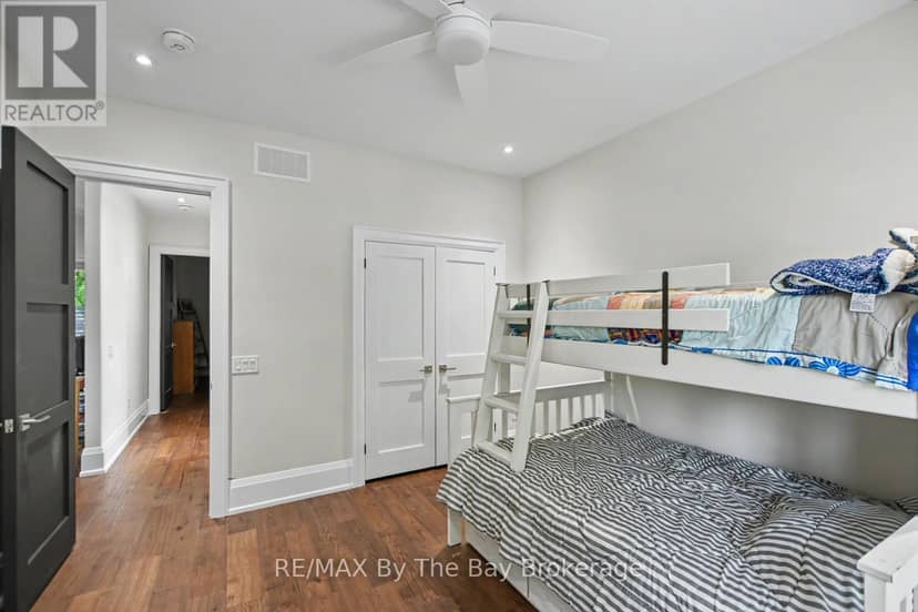 208 Thomas Street — photo 30 of 40