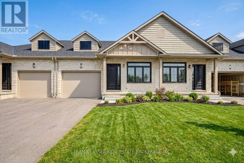 24 Dearing Drive, South Huron
