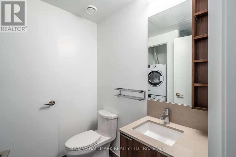 311 - 1000 Portage Parkway E — photo 11 of 26