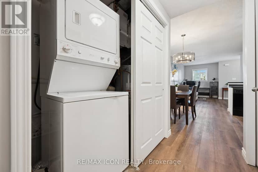 9D - 50 Howe Drive — photo 19 of 21