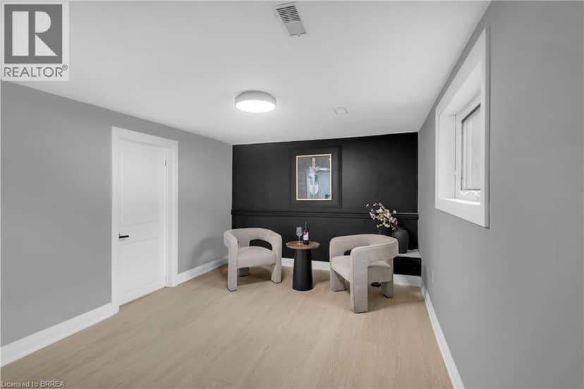 19 BROAD Street — photo 17 of 35