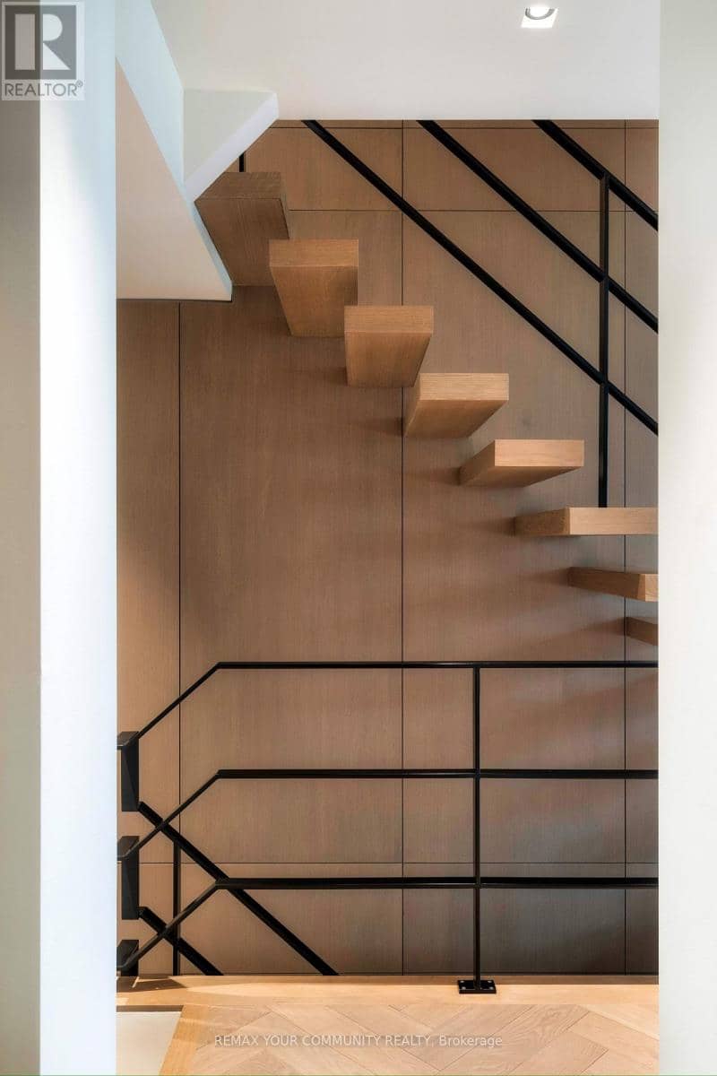 57 Baby Point Crescent S — photo 15 of 40