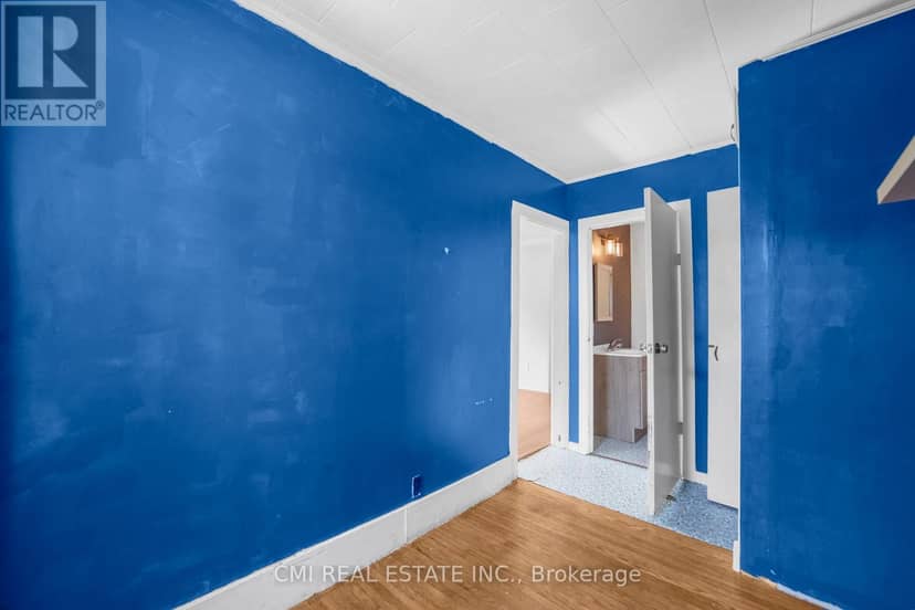120 Second Avenue E — photo 16 of 26