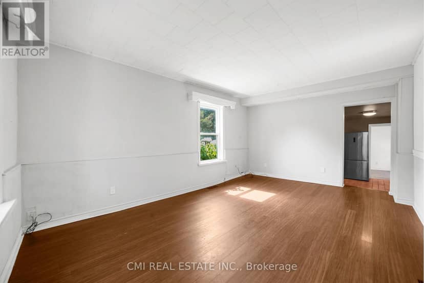 120 Second Avenue E, Shelburne, photo 8
