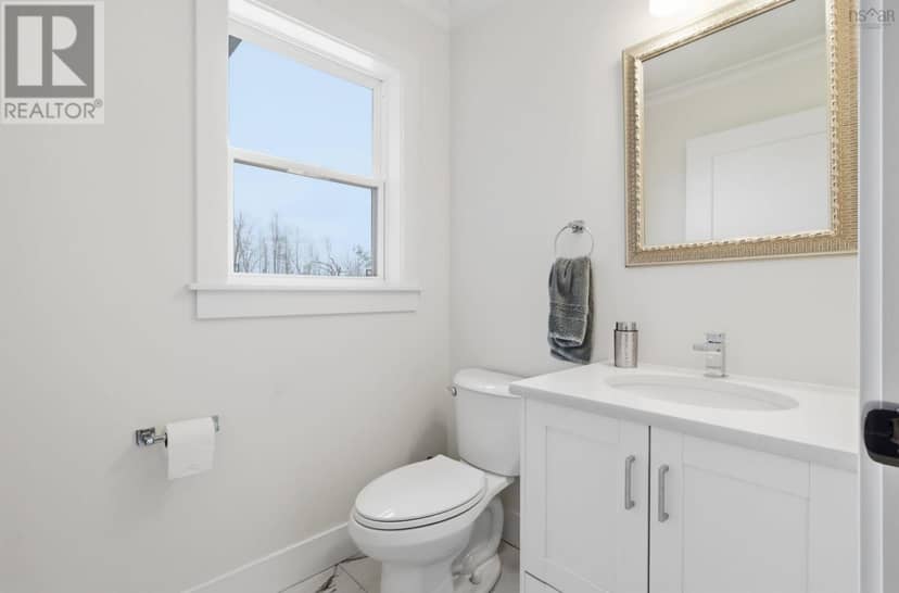 314 Carmel Crescent — photo 14 of 40