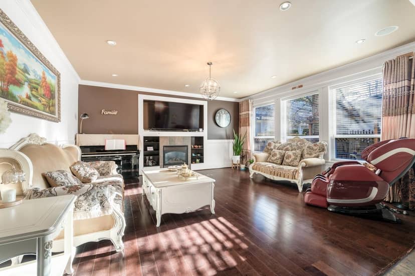 16334 25 AVENUE, Surrey, photo 3