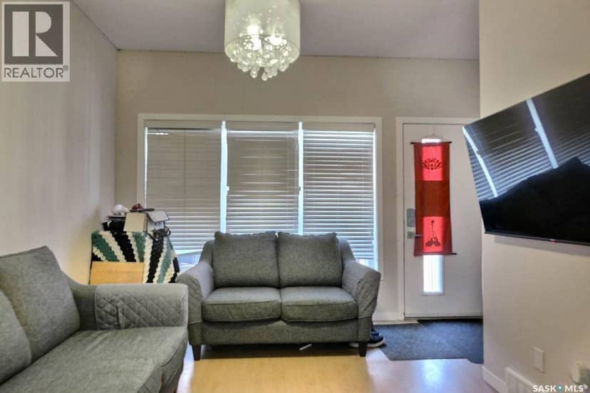 A 3901 James Hill ROAD — photo 3 of 22