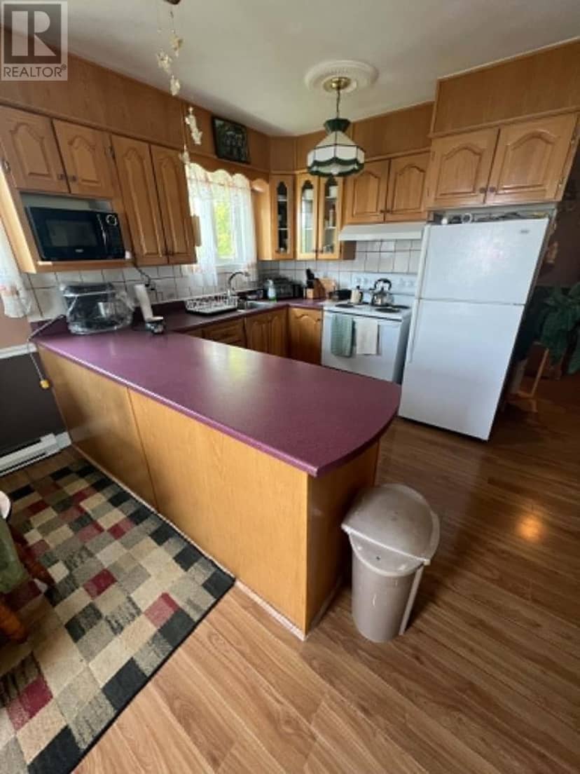 298 Main Road — photo 5 of 16