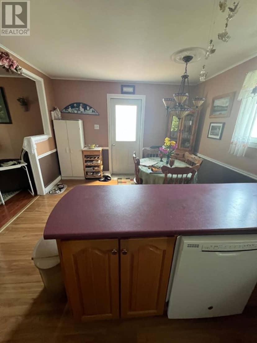 298 Main Road — photo 6 of 16