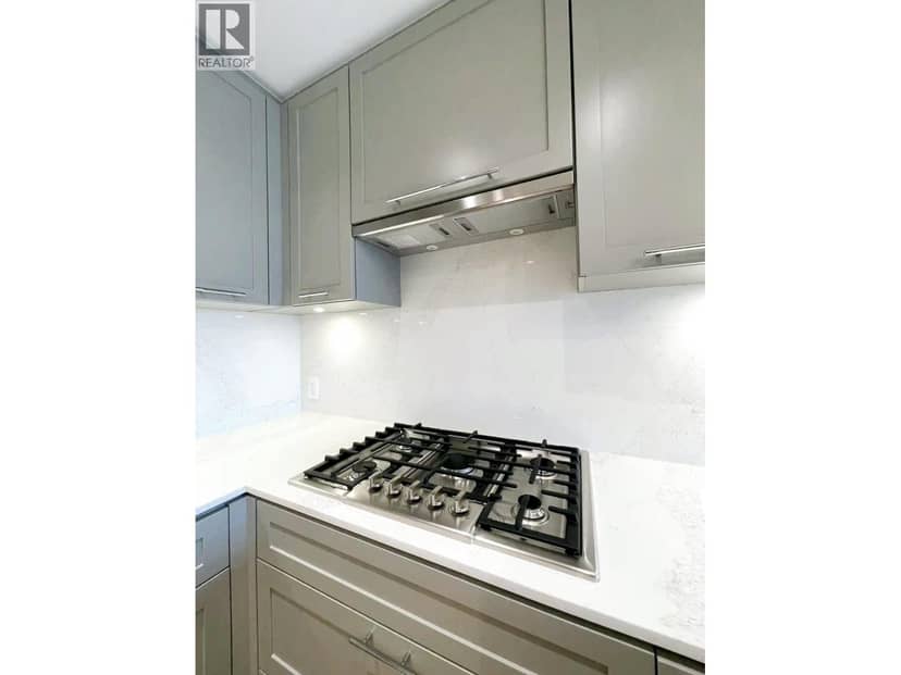 310 4352 HASTINGS STREET, Burnaby, photo 4
