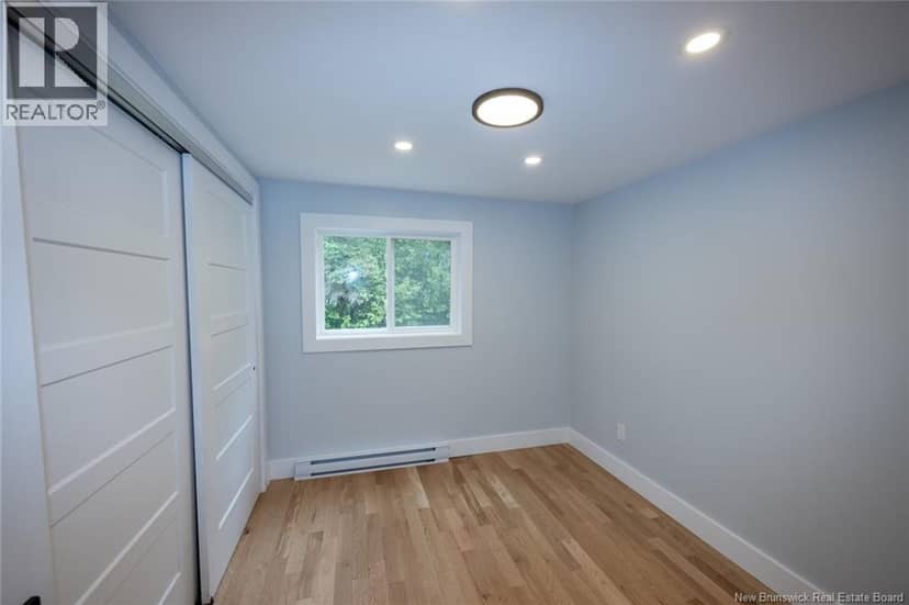 33 Northrup Crescent — photo 14 of 20