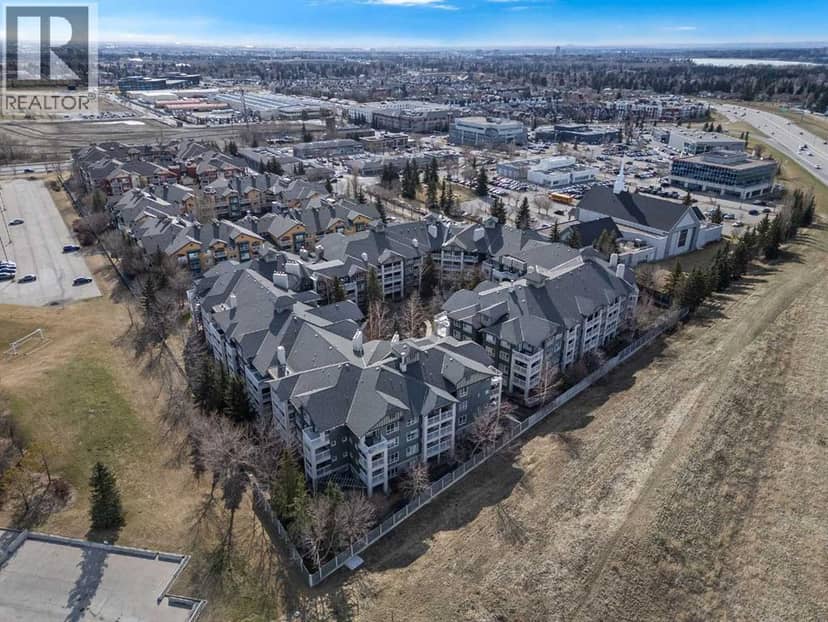 113, 35 Richard Court SW, Calgary, photo 2