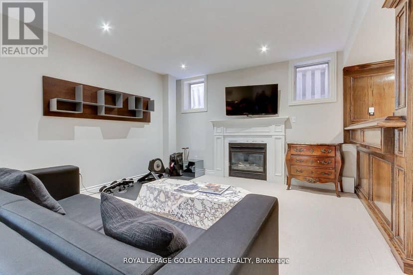 99 Bannockburn Avenue — photo 27 of 35