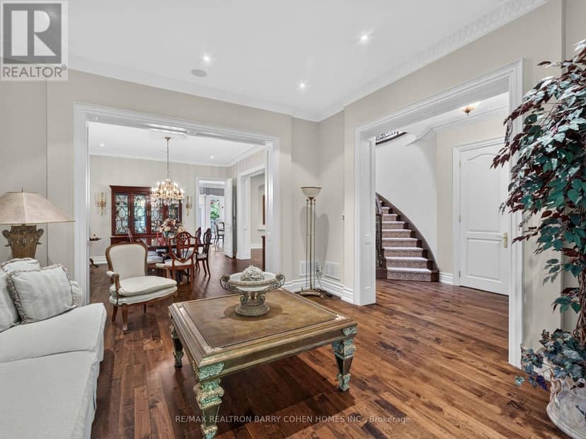 57 Yorkminster Road — photo 4 of 38