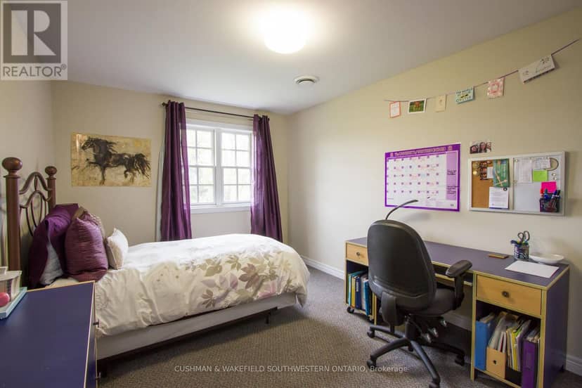 359-363 Duckworth Street — photo 18 of 23