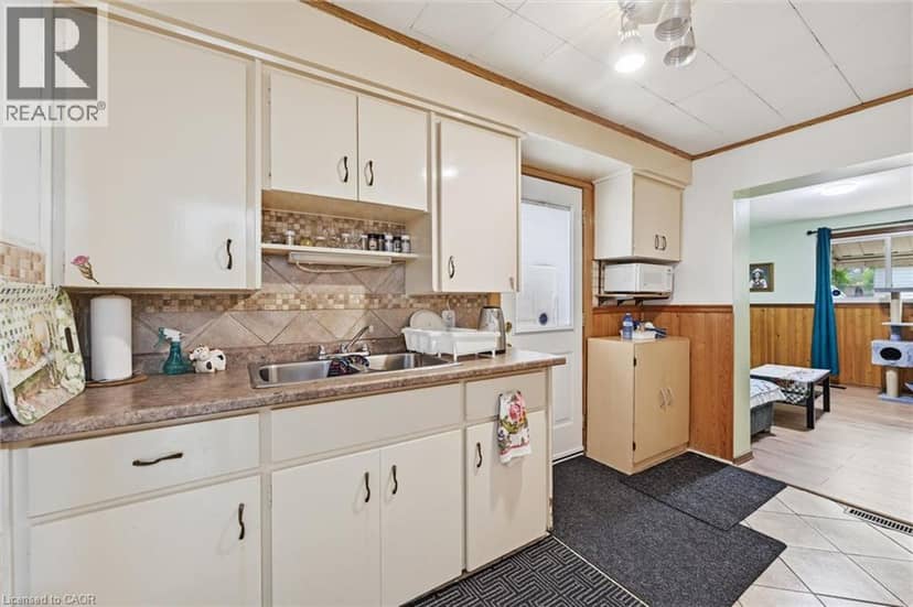 156 HOPE Avenue — photo 10 of 29