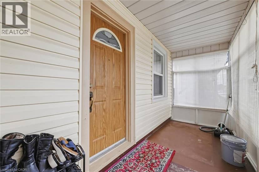 156 HOPE Avenue — photo 2 of 29