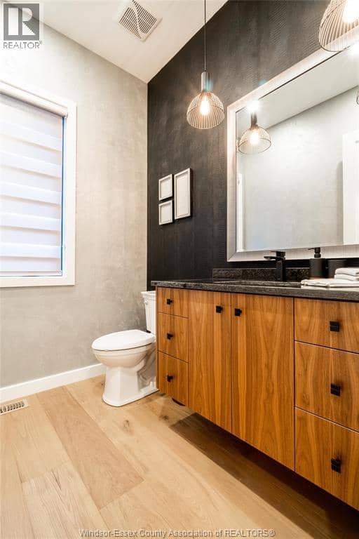 3560 Oke DRIVE — photo 17 of 18