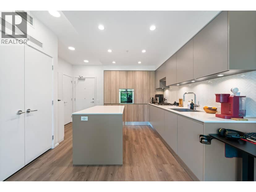 202 3809 EVERGREEN PLACE, Burnaby, photo 2