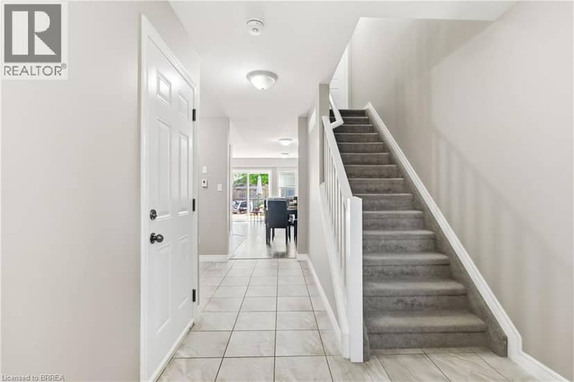 53 BANKS Street — photo 5 of 28