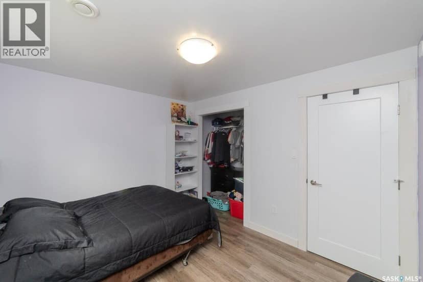 35 Lake AVENUE — photo 31 of 40