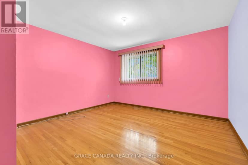 4650 - 4666 Caboto Drive — photo 21 of 39