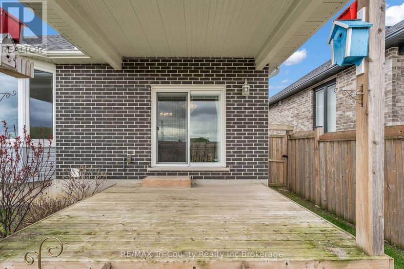 18 Crocus Avenue — photo 34 of 40