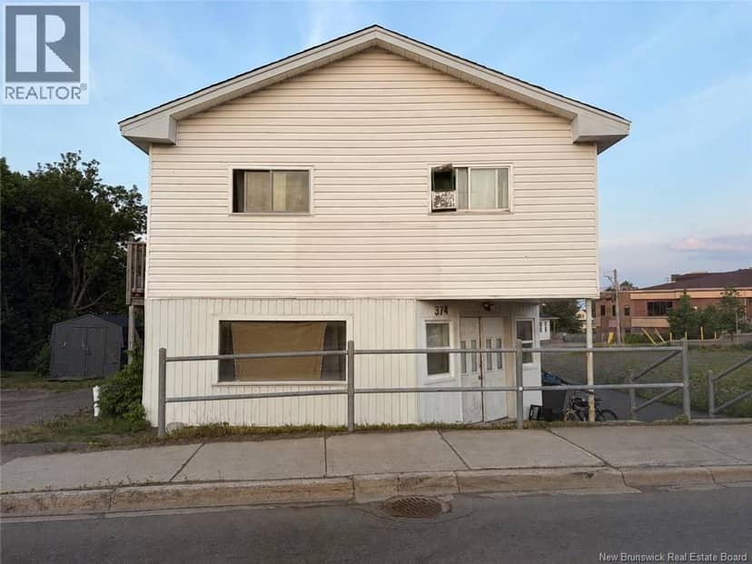 374 Acadie — photo 22 of 23