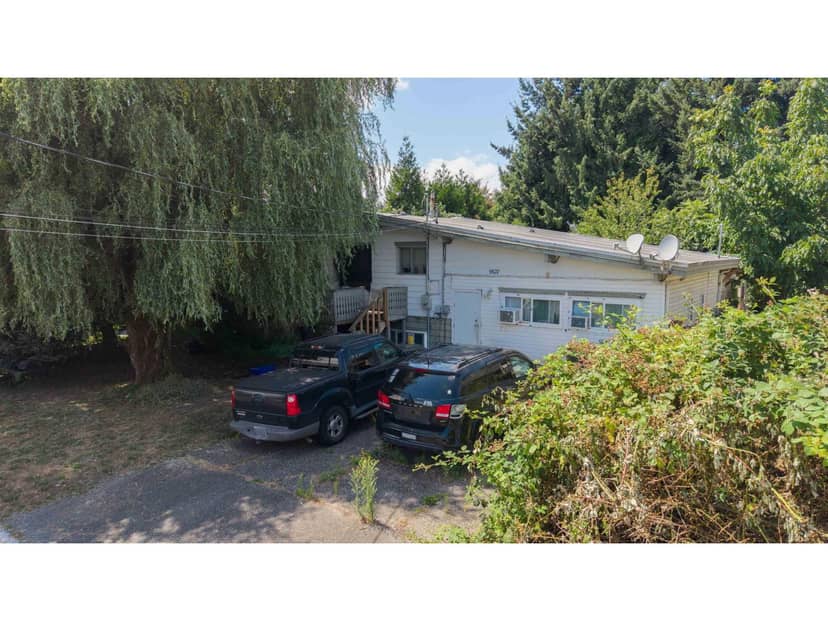 9521 ROBSON STREET, Chilliwack Proper West, Chilliwack