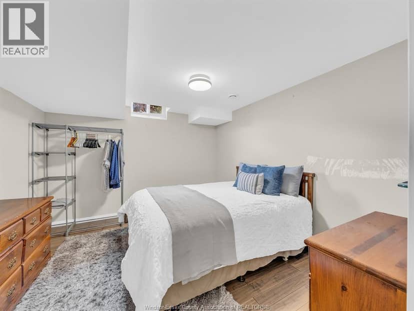 2425 Skinner — photo 30 of 40