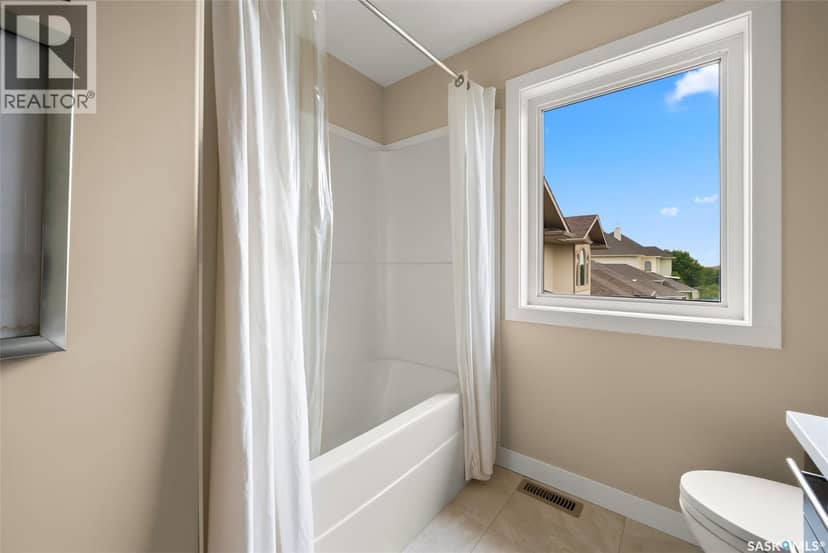 6110 Wascana COURT — photo 40 of 40