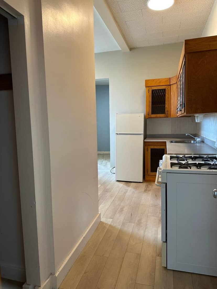 Listing 29969628 — photo 18 of 32