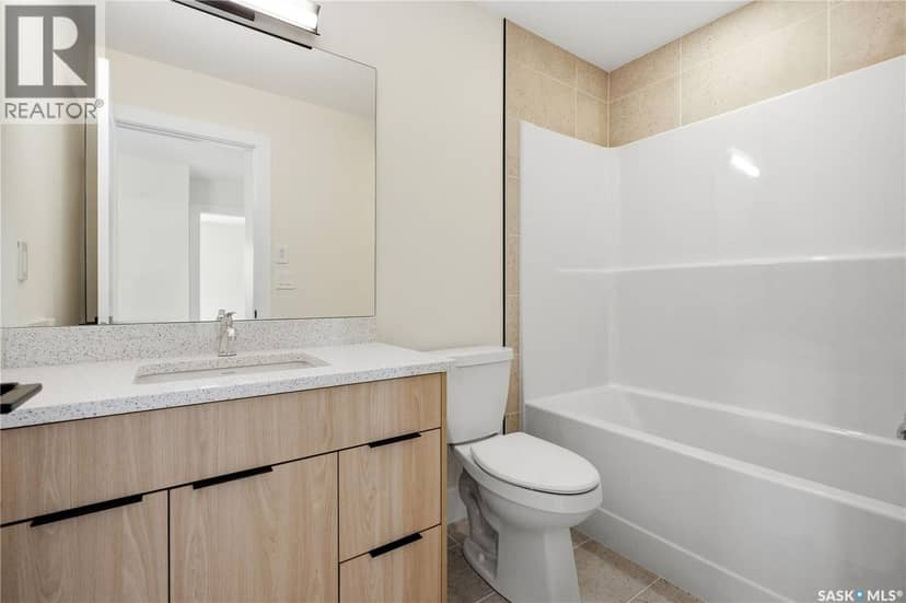 218 Veterans DRIVE — photo 30 of 40