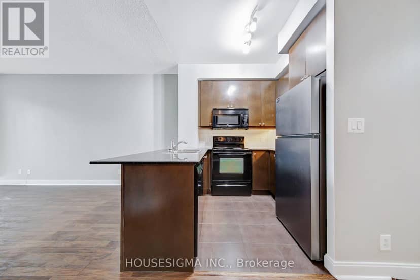 507 - 60 Absolute Avenue — photo 13 of 40