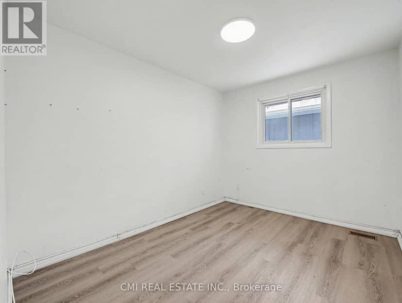 4306 East Avenue — photo 12 of 29