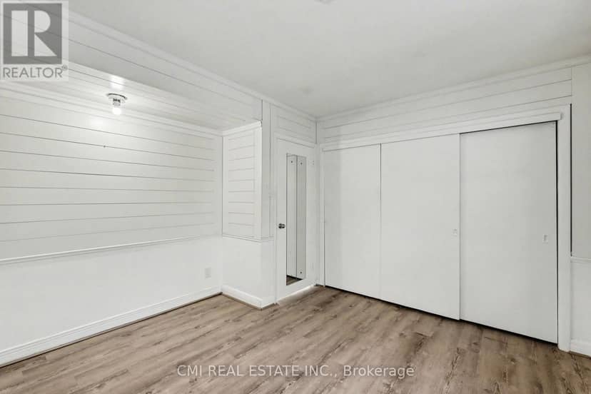 645 Riverside Drive — photo 16 of 32